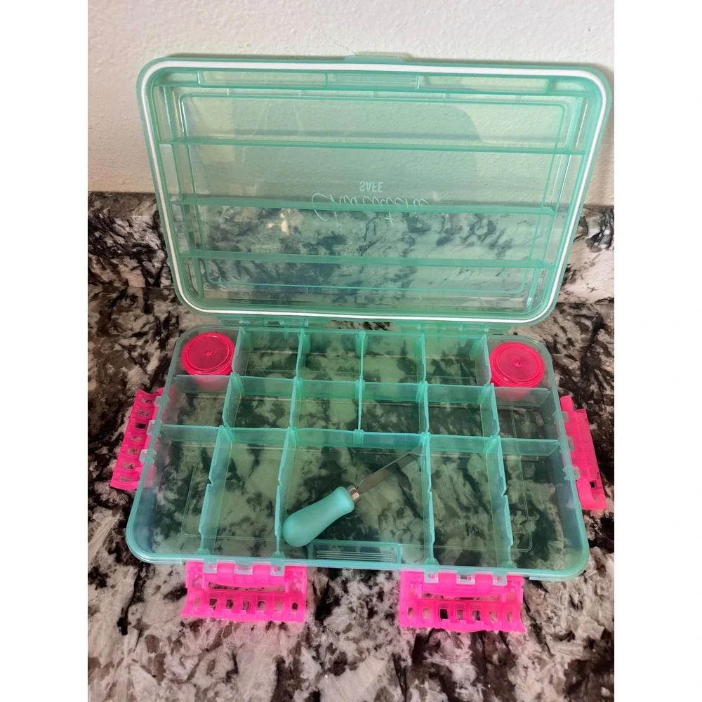 Snackle Box Charcuterie Safe Portable Food Container Mint Green Pink 11x7in